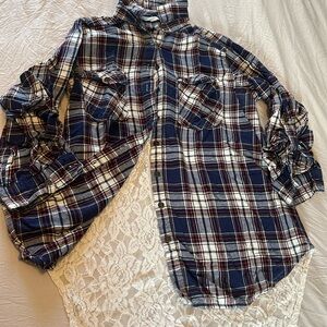 Hint of mint Small flannel shirt 😊